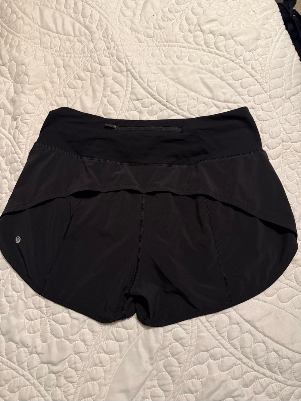 lululemon Black Women’s Athletic Shorts - Picture 2 of 3